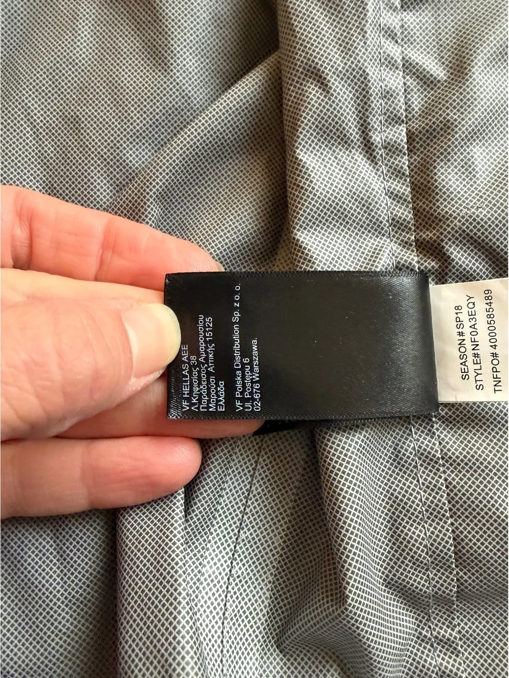 Men's The North Face International Collection Coach Jacket M MEDIUM grey / pink